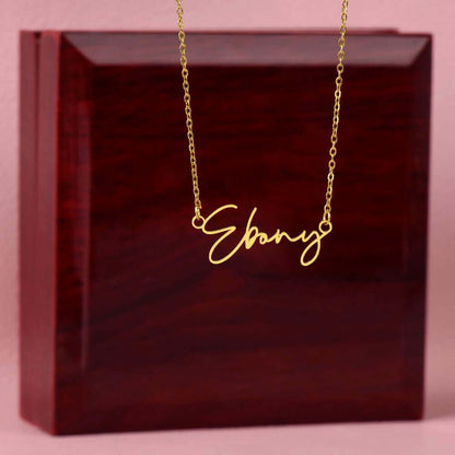 Wishing you a Happy Mother's Day, Mom - Signature Name Necklace | Moving Phrases