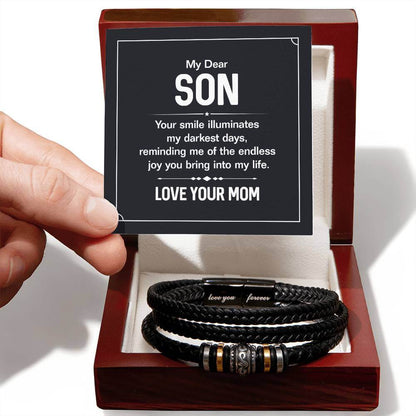 My Son, Your Smile Illuminates - Love You Forever BraceletThe Men's "Love You Forever" Bracelet, engraved with a heartfelt message, is a perfect gift for the special man in your life. A perfect gift to your son.BraceletsMoving Phrases